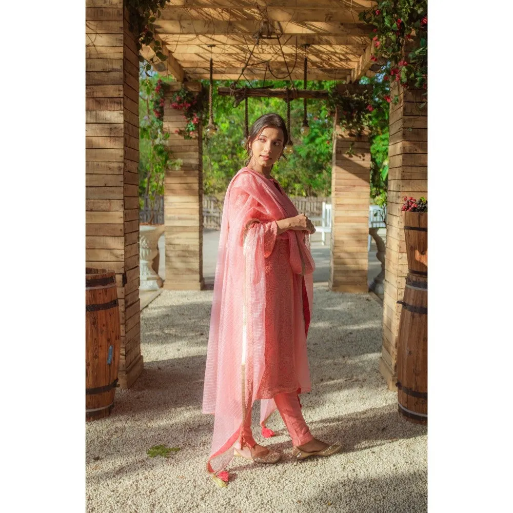 MONK & MEI Malak Straight Chikankari Kurta Pants Dupatta Peach Melon (Set of 3)